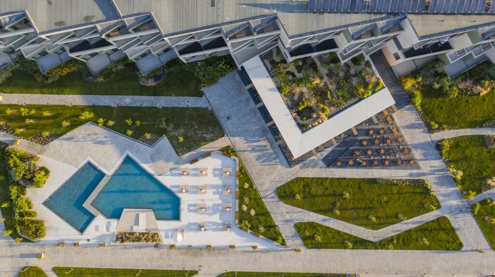 HVD Рейна дел Мар 4, Обзор, България