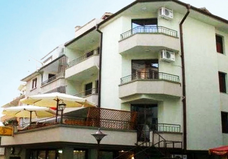 Ванини 2, Несебър, България